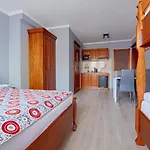 Sichelscy Z Aneksami Kuchennymi, Rabaty Na Termy * Biały Dunajec