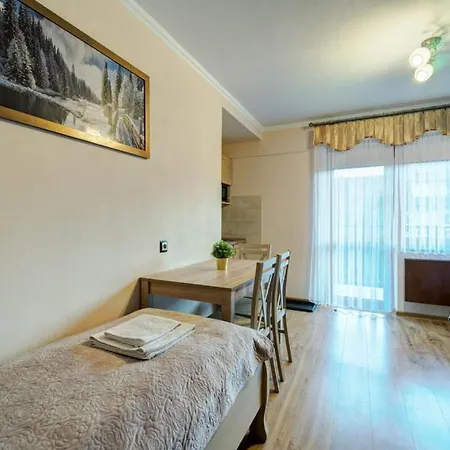 Sichelscy - I Z Aneksami Kuchennymi - Rabat 20 Procent Na Termy Szaflary Oraz Goracy Potok Oraz 15 Procent Rabatu Na Brame Gorce Bed & Breakfast 3*